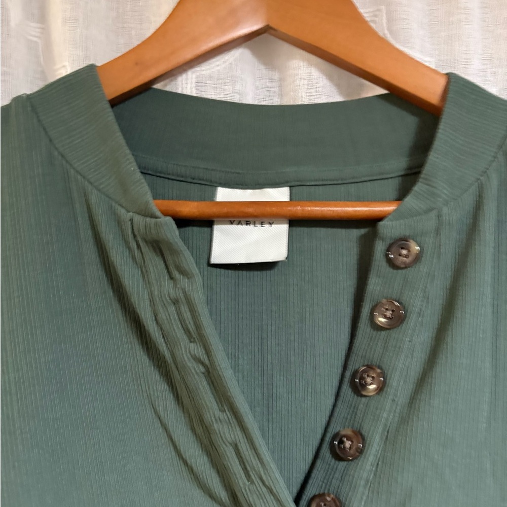 Varley Forest Green Button V-Neck Short Sleeve Top - Picture 4 of 10